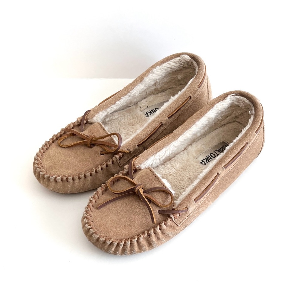 Minnetonka Cally Hard Sole Moccasin Slippers